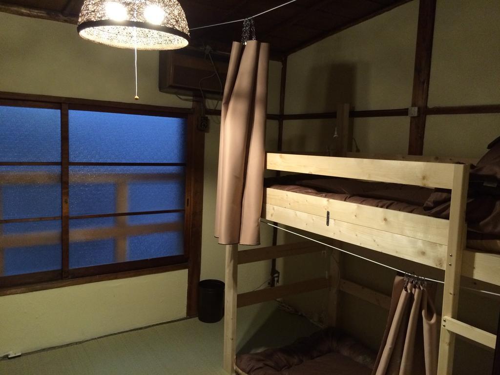 Guesthouse Sunanoshiro Osaka Habitación foto